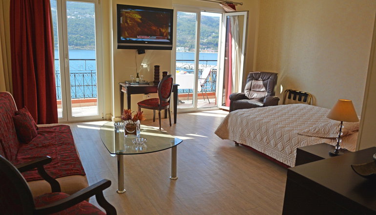 4* Samos City Hotel