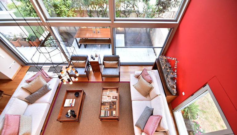 Amaryllis Villa