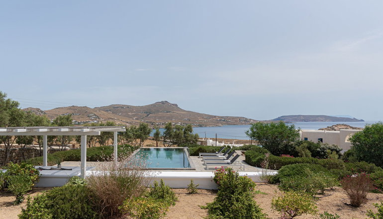 Mykonos Unique Villas by 2 Doors