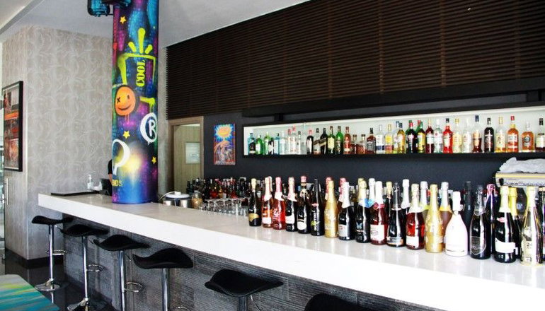 Rise Hotel