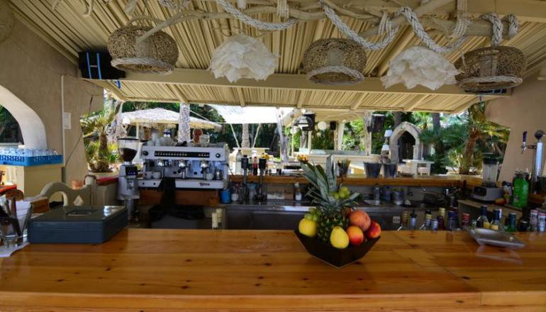 Xylokastro Beach Hotel