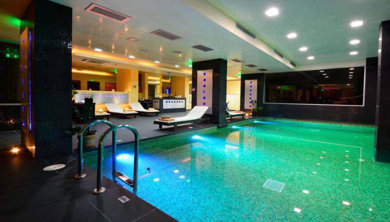 5* Royal Paradise Hotel