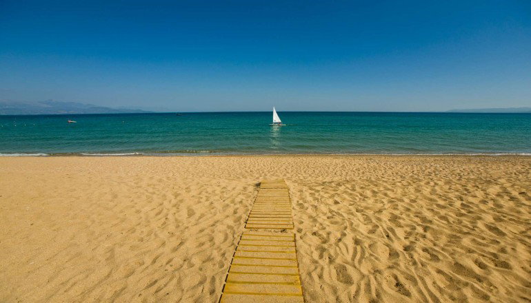 5* Buca Beach Resort