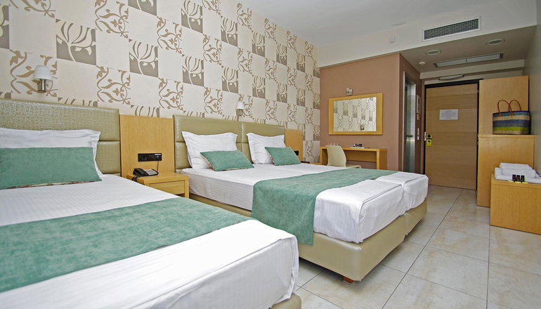 Principal New Leisure Hotel