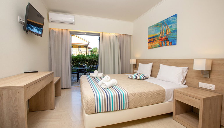 Passas Mare Apartments & Studios