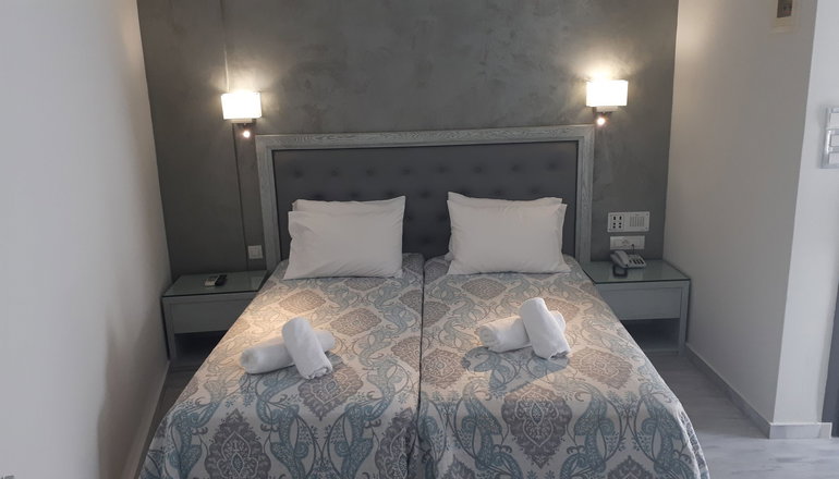 Anita Beach Hotel
