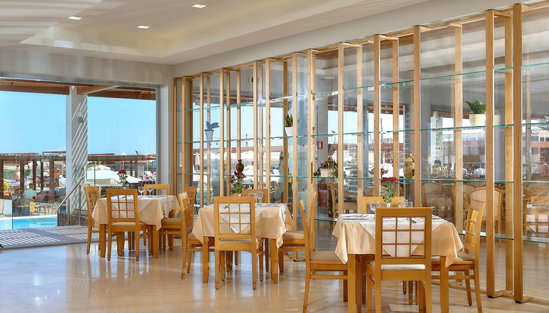 4* Astir Beach Hotel