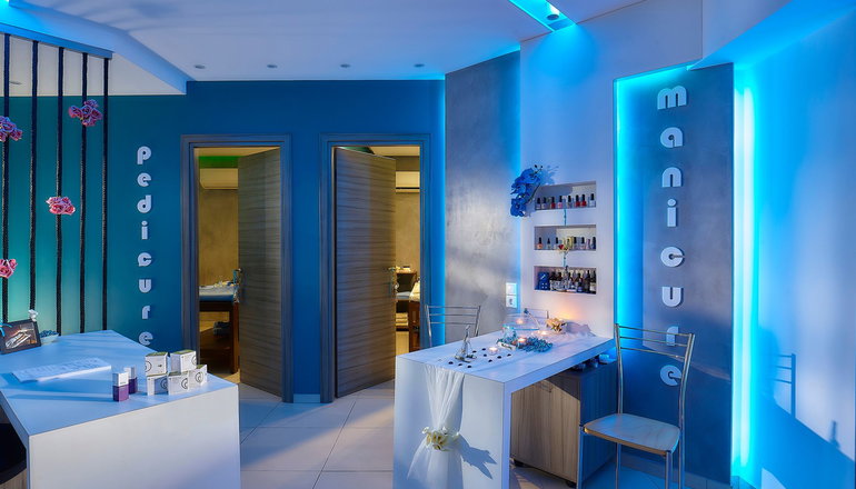 4* Astir Beach Hotel