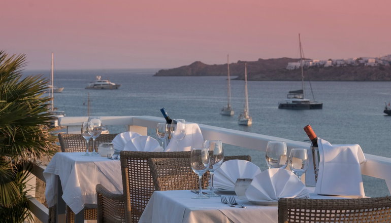 4* Deliades Hotel