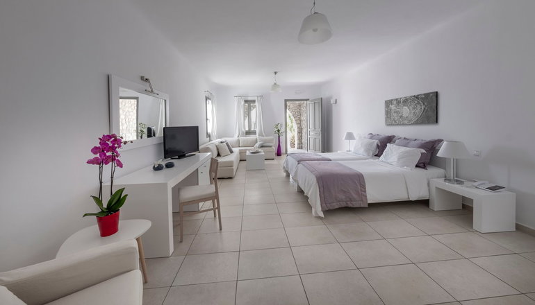 4* Deliades Hotel