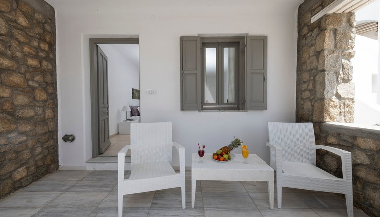 4* Deliades Hotel