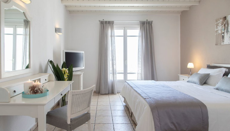 4* Deliades Hotel