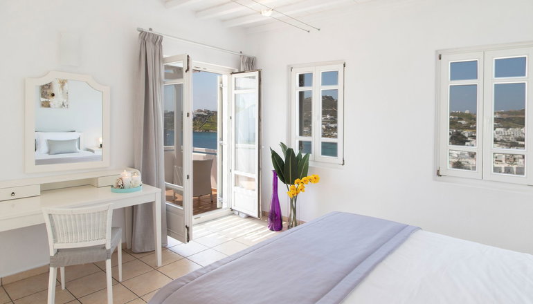 4* Deliades Hotel