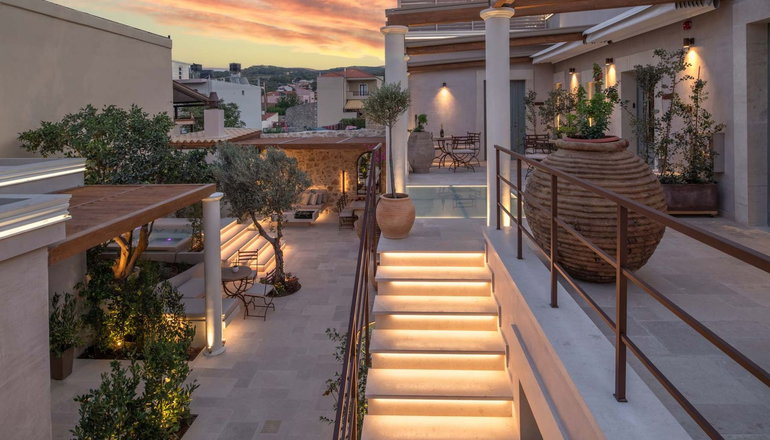 Inotropes Boutique Suites