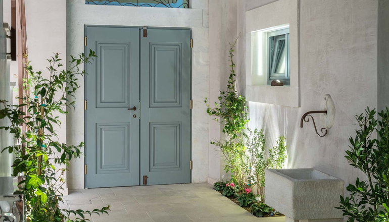 Inotropes Boutique Suites