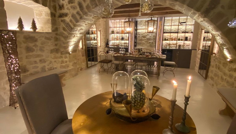 Inotropes Boutique Suites