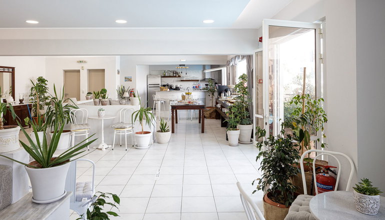 Kasteli Studios & Apartments