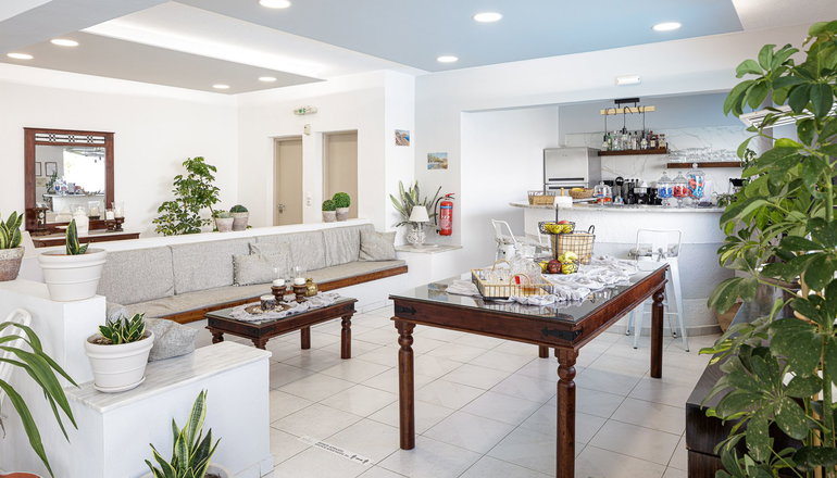 Kasteli Studios & Apartments