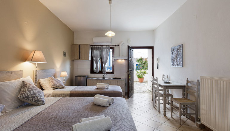 Kasteli Studios & Apartments