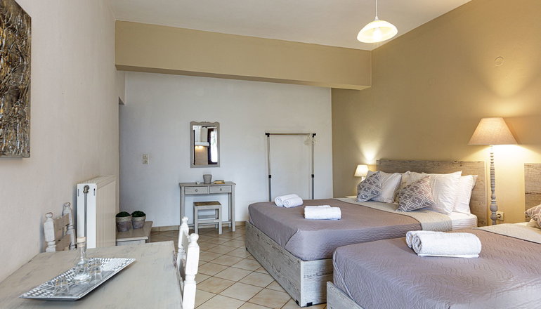 Kasteli Studios & Apartments
