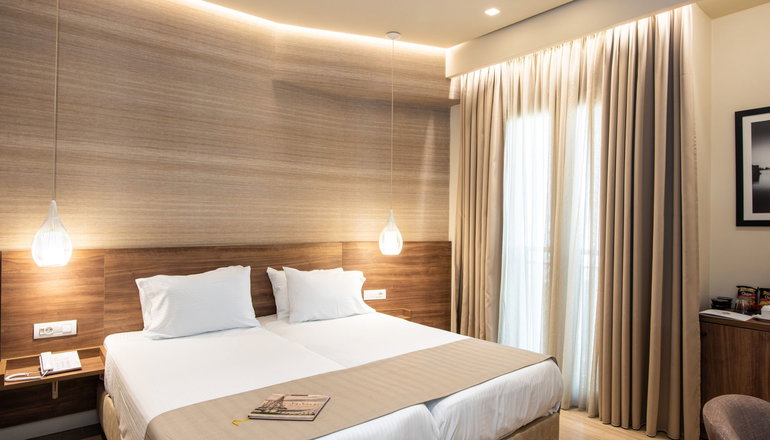 4* Metropole Urban Hotel