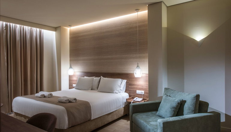 4* Metropole Urban Hotel