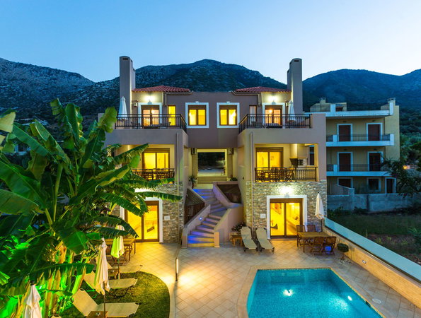 4* Pantheon Villas & Suites