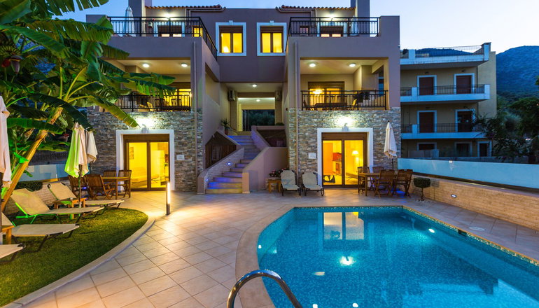 4* Pantheon Villas & Suites
