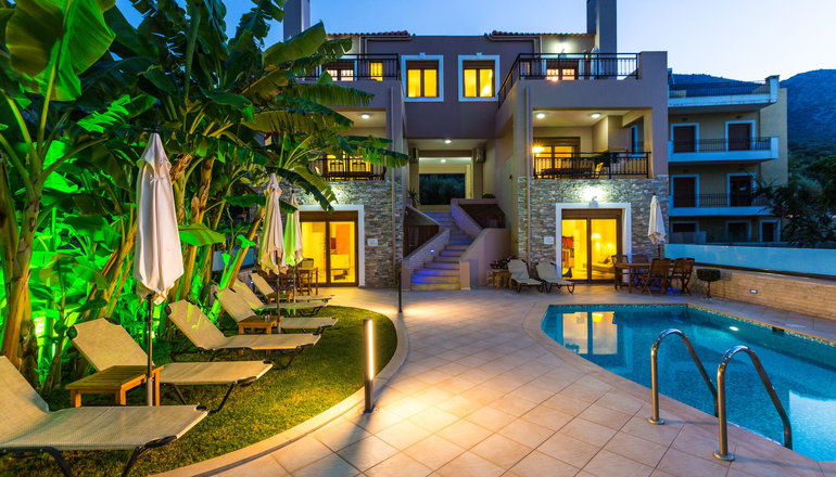 4* Pantheon Villas & Suites