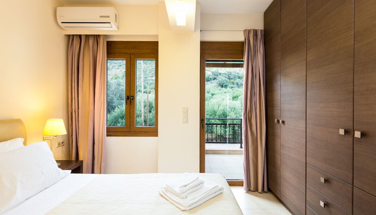 4* Pantheon Villas & Suites