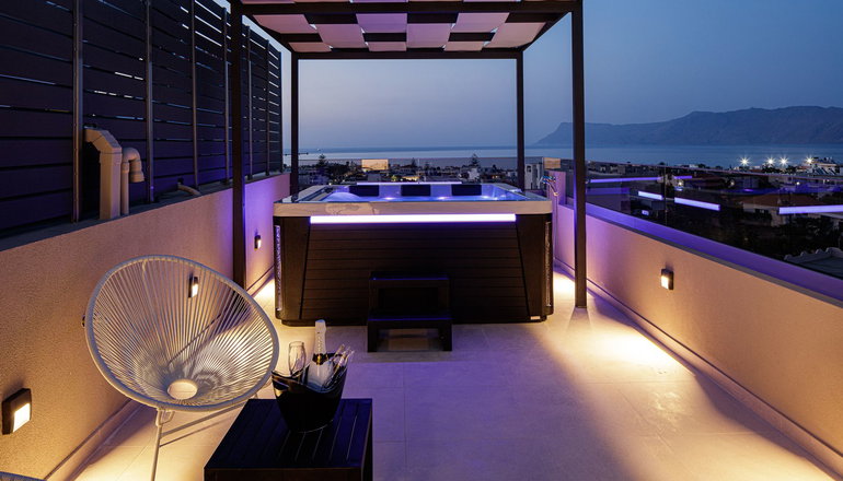 4* Sapphire Blue Suites