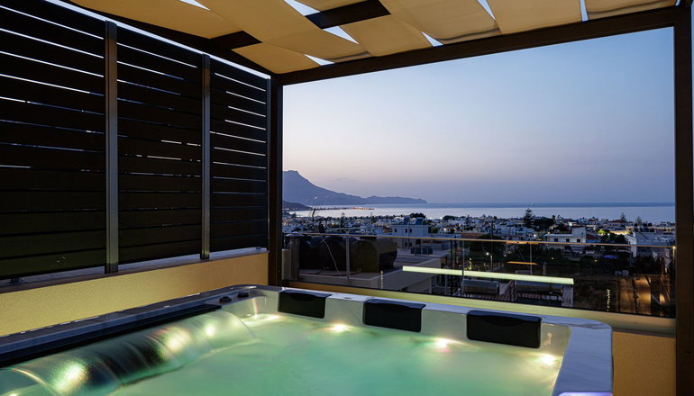 4* Sapphire Blue Suites