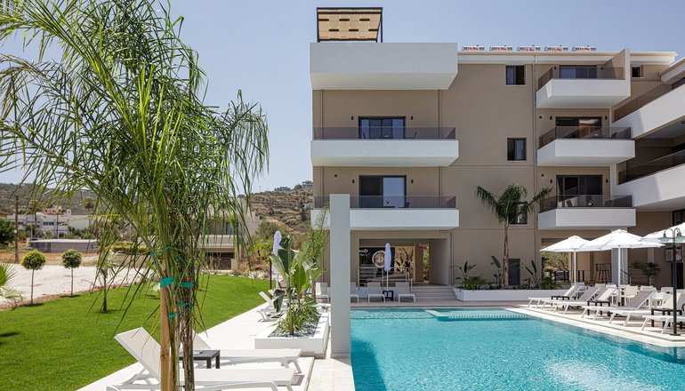 4* Sapphire Blue Suites