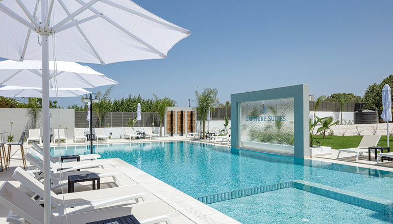 4* Sapphire Blue Suites