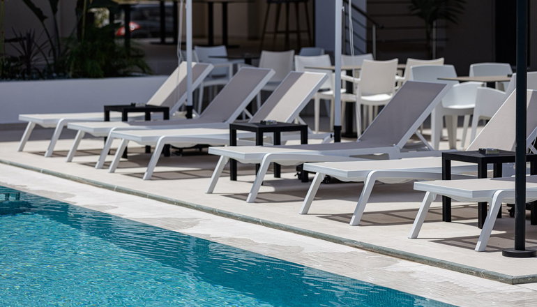 4* Sapphire Blue Suites