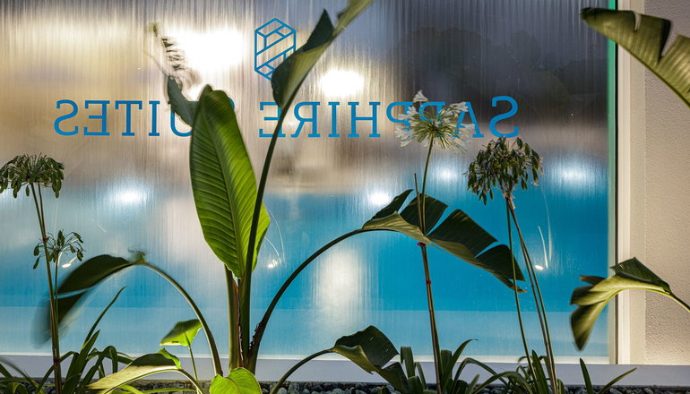 4* Sapphire Blue Suites