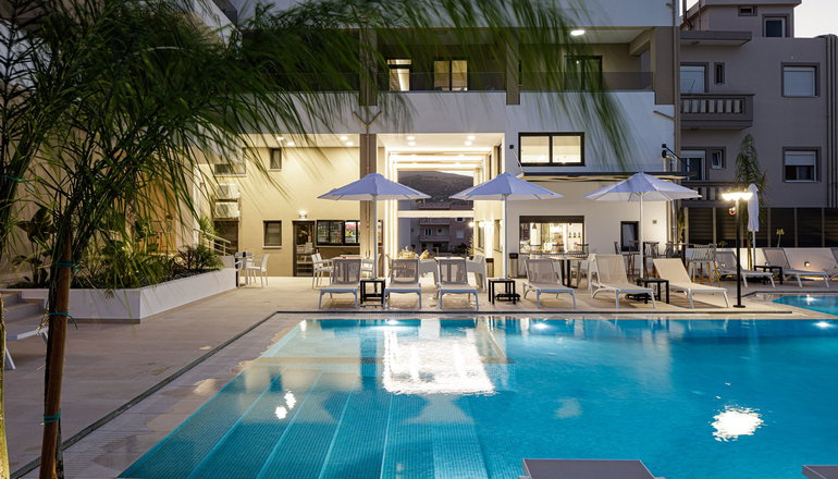4* Sapphire Blue Suites