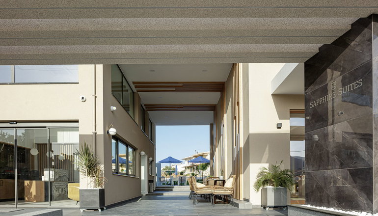 4* Sapphire Blue Suites