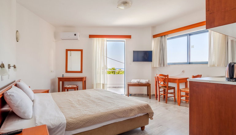 Grace Studios & Apartments