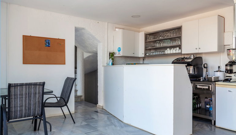 Grace Studios & Apartments