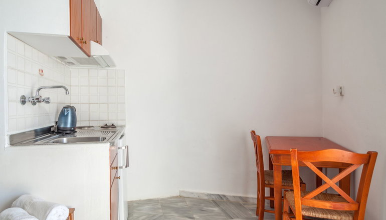 Grace Studios & Apartments