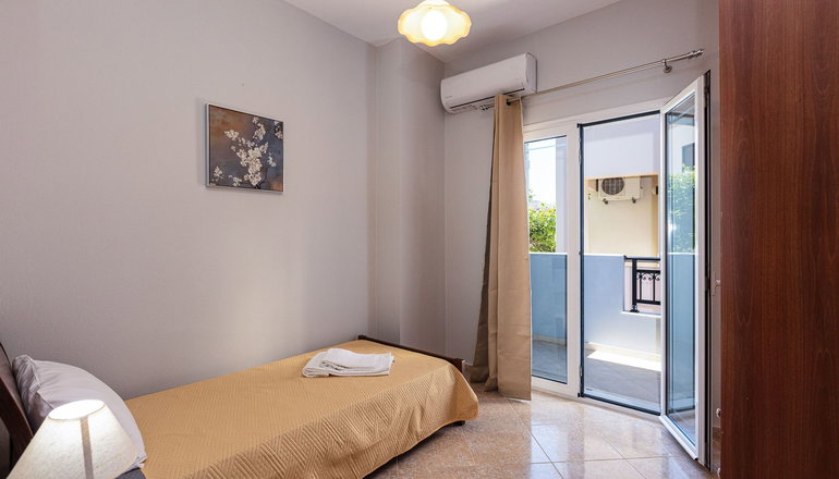 Helena's Aparthotel