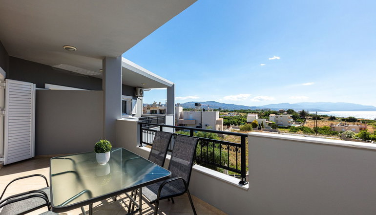 Helena's Aparthotel