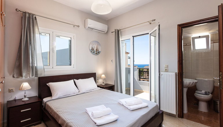 Helena's Aparthotel