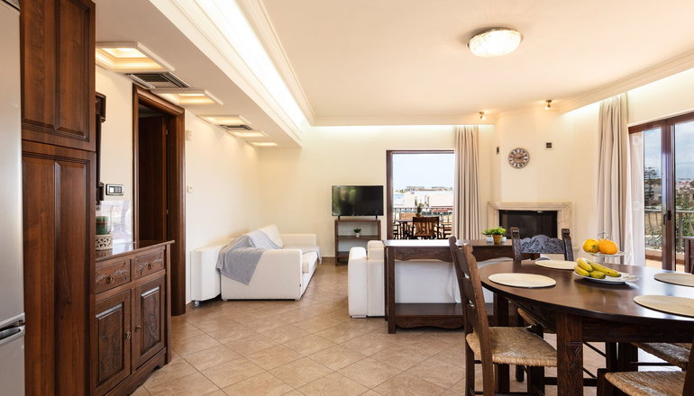 Kahlua Bay Apartments