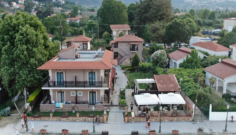Kamelia & Semeli Hotel