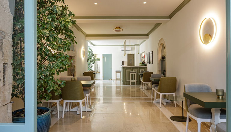 4* Mythos Suites Hotel