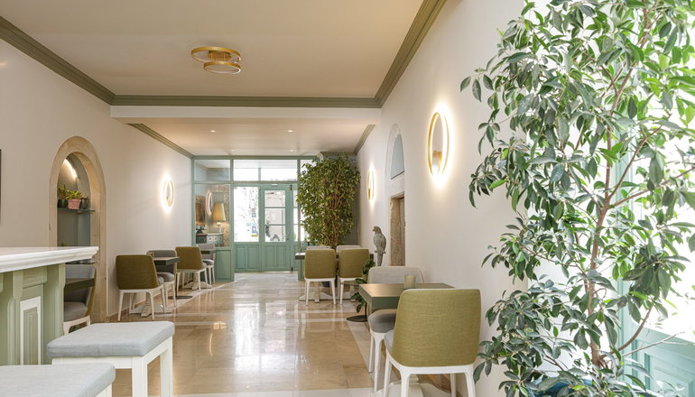 4* Mythos Suites Hotel