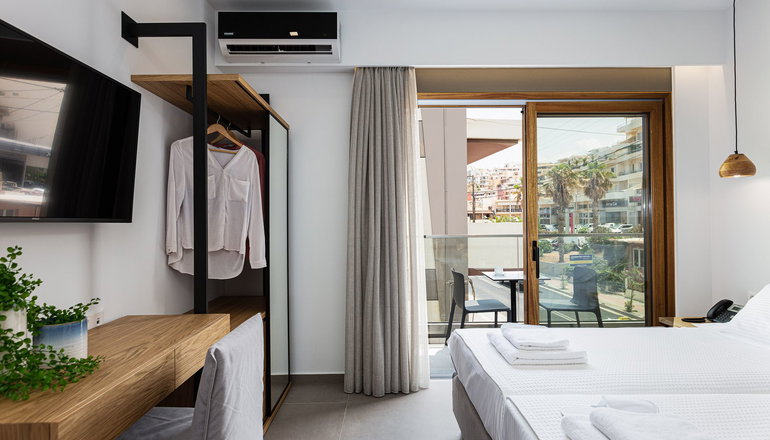 4* North Coast Seaside Suites