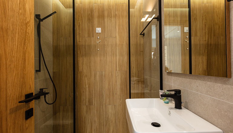 4* North Coast Seaside Suites
